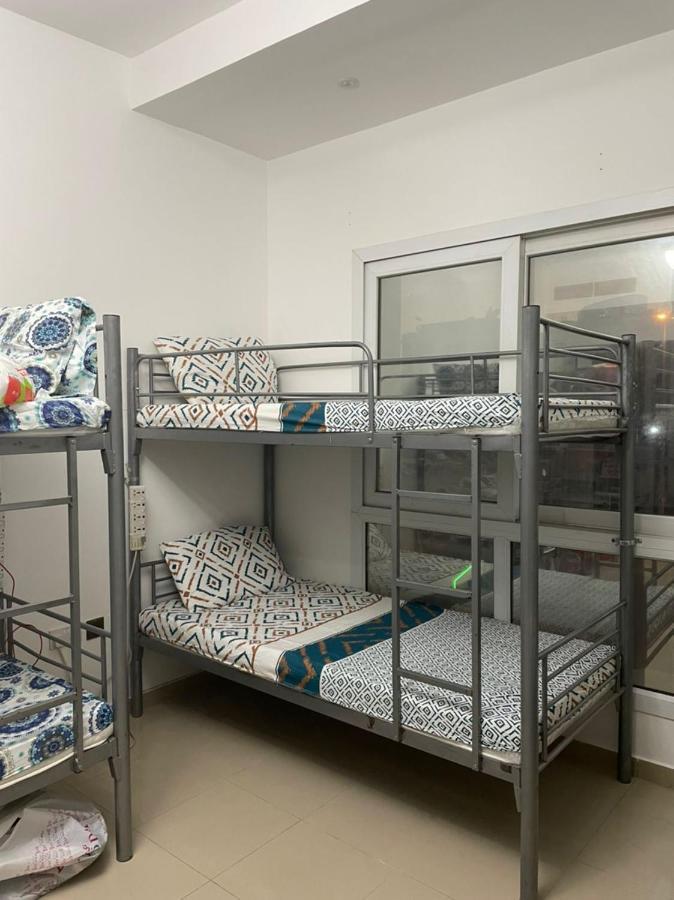 Brand New Boys Hostel 5 Min Walk From Burjuman Metro Station Exit-4 With All Brand New Furnishings & Free Facilities Dubai Esterno foto
